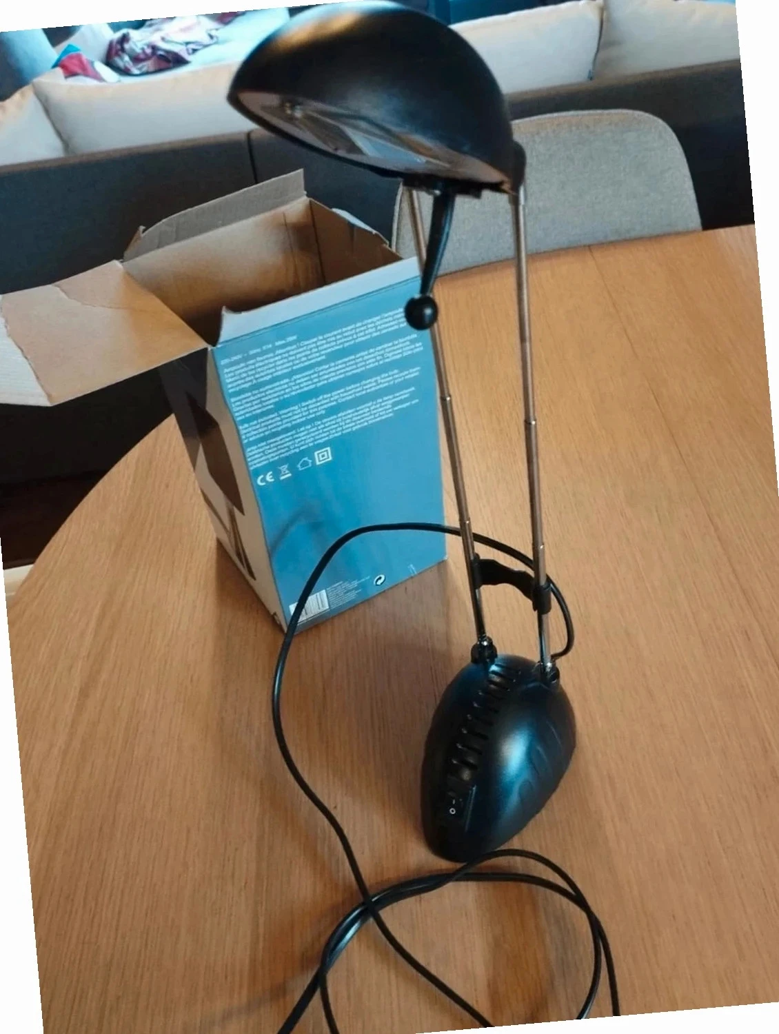 Zilveren en zwarte bureau/tafellamp. Verstelbaar – photo 3
